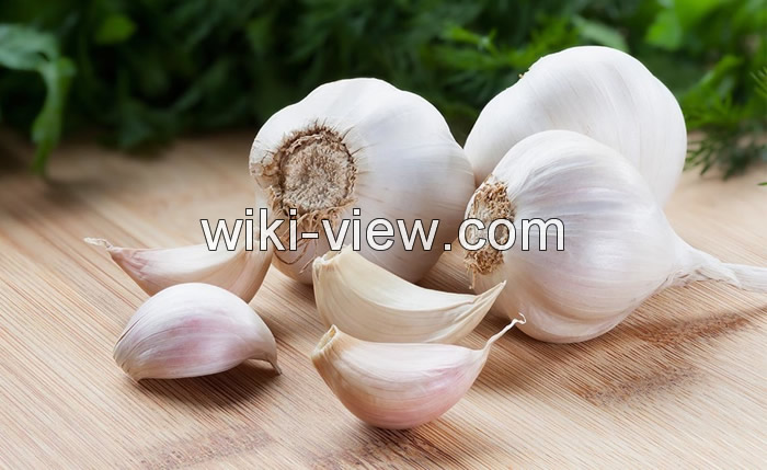 خواص سیر, مضرات سیر, طبع سیر, خواص سیر برای مردان, سیر درمانی, خواص سیر ترشی, خوردن سیر قبل از خواب, سیر را چگونه بخوریم, مضرات خوردن سیر ناشتا, خواص سیر برای پوست, خوردن سیر خام قبل از خواب, خوردن سیر خام قبل از خواب