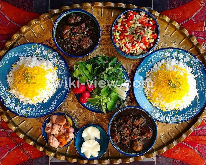 قورمه سبزی 🥘 قورمه سبزی نذری / تفاوت قورمه سبزی نذری با خونگی قورمه سبزی 🥘 قورمه سبزی نذری / تفاوت قورمه سبزی نذری با خونگی