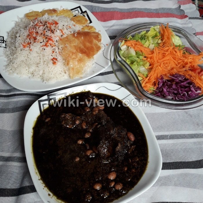 قورمه سبزی 🥘 قورمه سبزی نذری / تفاوت قورمه سبزی نذری با خونگی قورمه سبزی 🥘 قورمه سبزی نذری / تفاوت قورمه سبزی نذری با خونگی