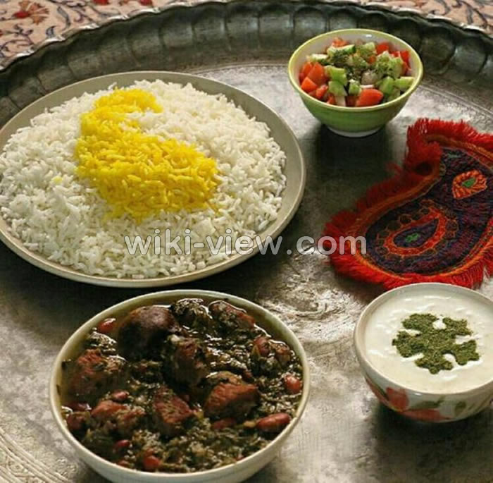قورمه سبزی 🥘 قورمه سبزی نذری / تفاوت قورمه سبزی نذری با خونگی قورمه سبزی 🥘 قورمه سبزی نذری / تفاوت قورمه سبزی نذری با خونگی