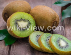 کیوی : خواص, مضرات و طبع کیوی / خواص کیوی برای پوست و یبوست