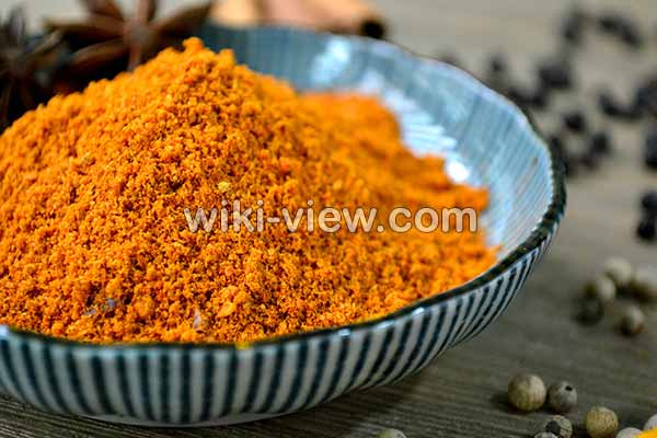 ادویه کاری, ادویه کاری چیست, ادویه کاری شامل چیست, خواص ادویه کاری, مضرات ادویه کاری, ادویه کاری در بارداری