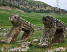 شیرهای سنگی / شیرهای سنگی نماد قوم بختیاری / آثار سنگی قوم بختیاری