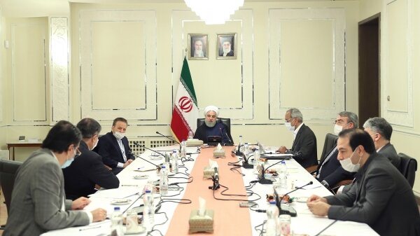 مرحله سوم مدیریت مقابله با بیماری کووید ۱۹، سازگاری با کرونا با رعایت کامل دستورالعمل ها است مرحله سوم مدیریت مقابله با بیماری کووید ۱۹، سازگاری با کرونا با رعایت کامل دستورالعمل ها است
