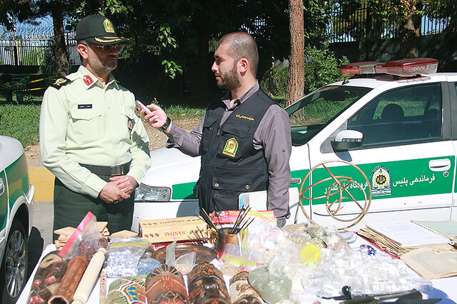 دستگیری دو رمال و دعانویس اینترنتی توسط پلیس فرودگاه