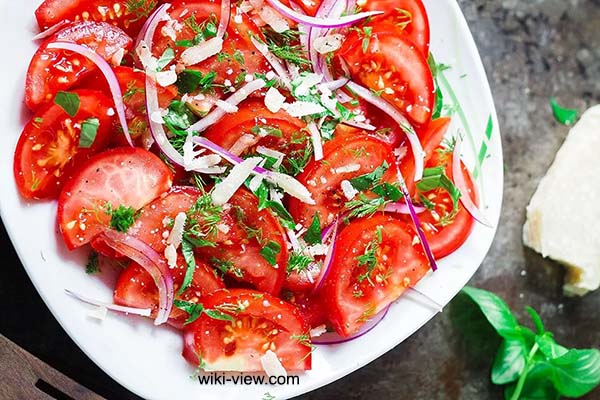 سالاد گوجه فرنگی, طرز تهیه سالاد گوجه فرنگی, ترکیبات سالاد گوجه فرنگی, نکات تکمیلی سالاد گوجه و پیازچه, انواع سالاد و اردور, طرز تهیه ترشی گوجه فرنگی, سالاد گوجه و آووکادو, سالاد گوجه فرنگی مخصوص گیاهخواران, انواع سالاد های مجلسی و رستورانی
