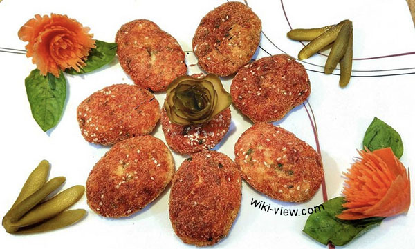 شامی مرغ کنجدی, طرز تهیه شامی مرغ کنجدی, مواد لازم شامی مرغ کنجدی, خواص کنجد در غذاها, انواع شامی و کتلت های محلی, طرز تهیه شامی با انواع گوشت, نکات مهم تهیه شامی ها, انواع شامی های شمالی, انواع کتلت خانگی در فر