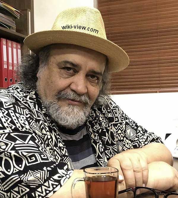 محمدرضا شریفی نیا, بیوگرافی محمدرضا شریفی نیا, خانواده هنری محمدرضا شریفی نیا, فیلم های محمدرضا شریفی نیا, محمدرضا شریفی نیا و دخترانش, محمدرضا شریفی نیا در سریال امام علی, نقش آفرینی محمدرضا شریفی نیا در اخراجی ها, علت طلاق و جدایی شریفی نیا و آزیتا حاجیان
